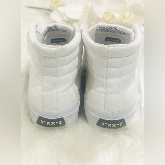 STRAUE “Global Penetration " Skate Shoes white high top Kids Sz 4 - Picture 3 of 5